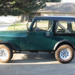 How the '83 CJ-7 looked when I bought it.