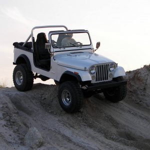 84 cj7