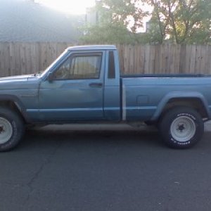 1987_Jeep_Comanche_2