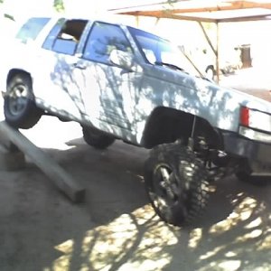 MY OLD GRAND CHEROKEE