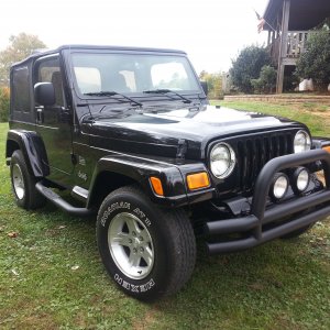 2004_Jeep_Wrangler_Sahara