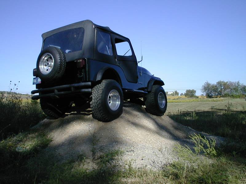 1983 CJ5