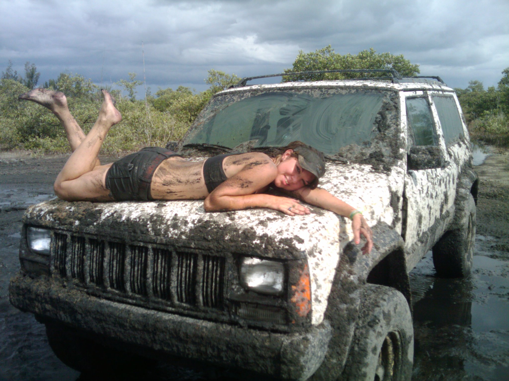 jakbobs jeep at the salt flats