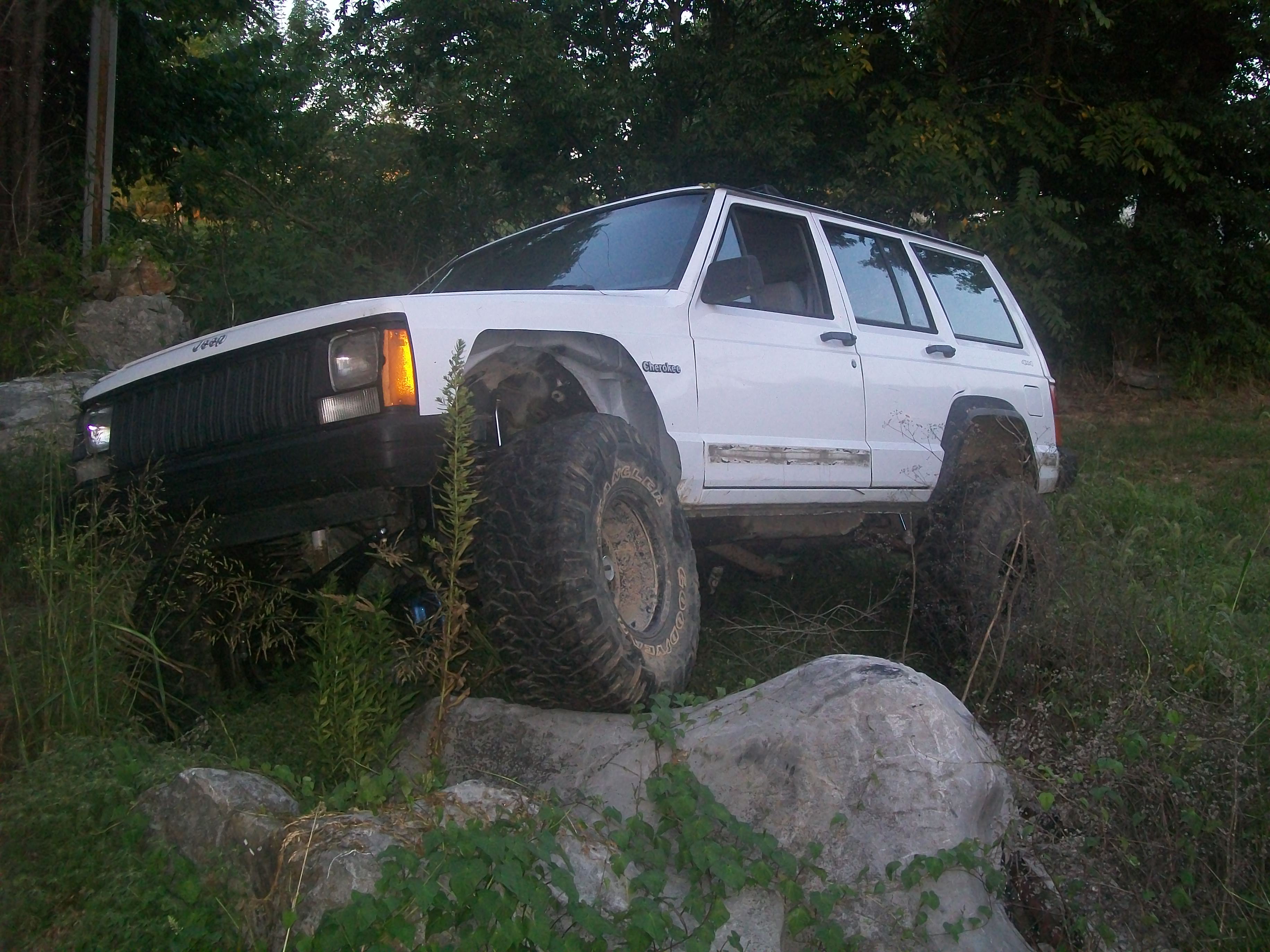 xj_cherokee_003