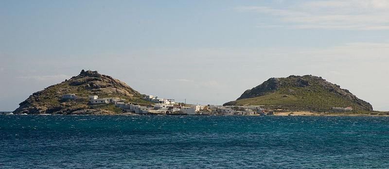 800pxHills_on_Mykonos-1.jpg